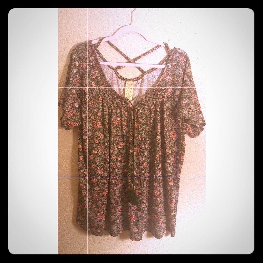 Plus Size Short Sleeve Loose Floral Shirt